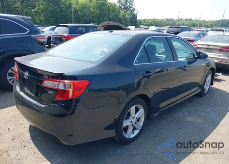 2012 Toyota Camry Se/Le/Xle z USA, uszkodzony, nr VIN 4T1BF1FK8CU080212